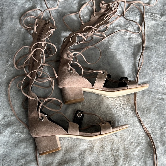 🎯Jeffrey Campbell Bryn Gladiator Sandals Taupe Size 6 - Picture 8 of 15